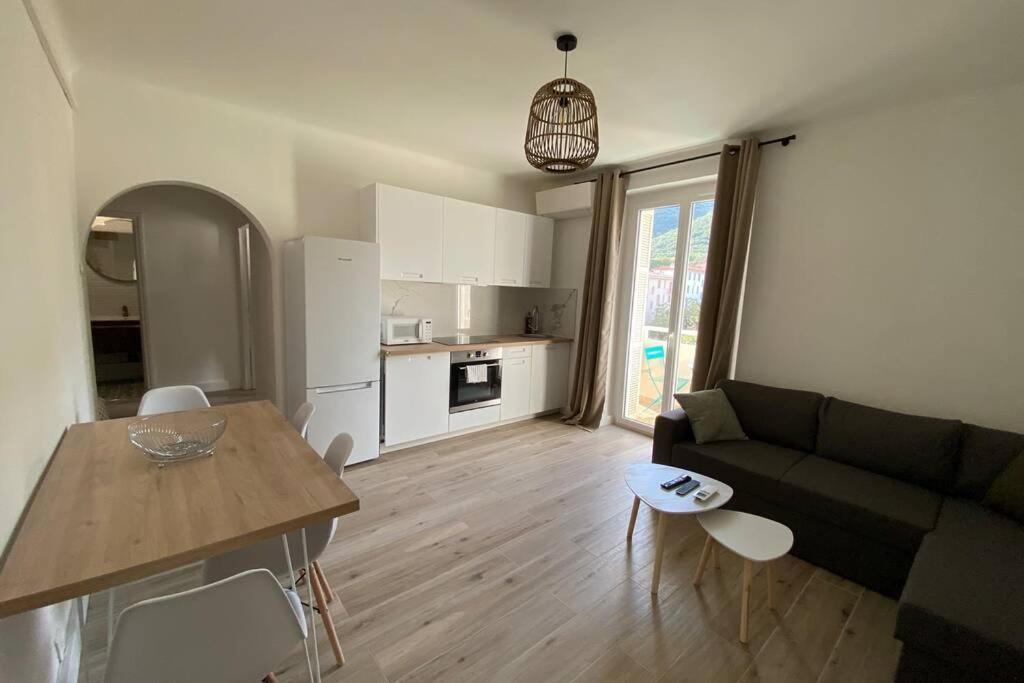 Ajaccio Charmant T2 neuf 40m2 avec balcon au Trottel wifi Clim parking plage à pieds 100m Extérieur photo
