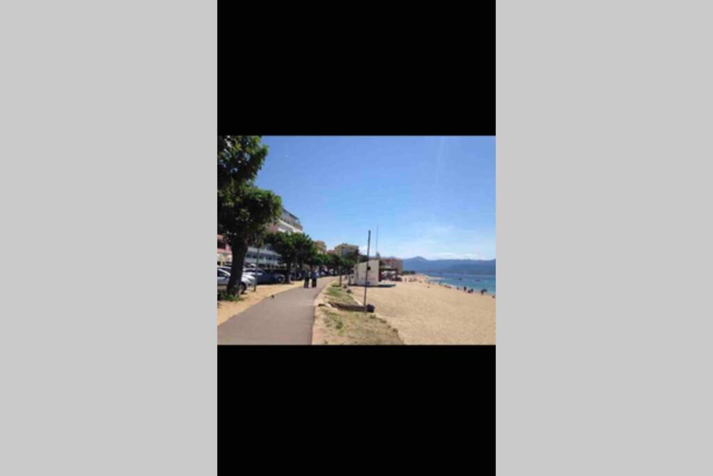 Ajaccio Charmant T2 neuf 40m2 avec balcon au Trottel wifi Clim parking plage à pieds 100m Extérieur photo